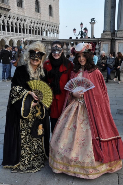 Masky na karnevale v Benátkach